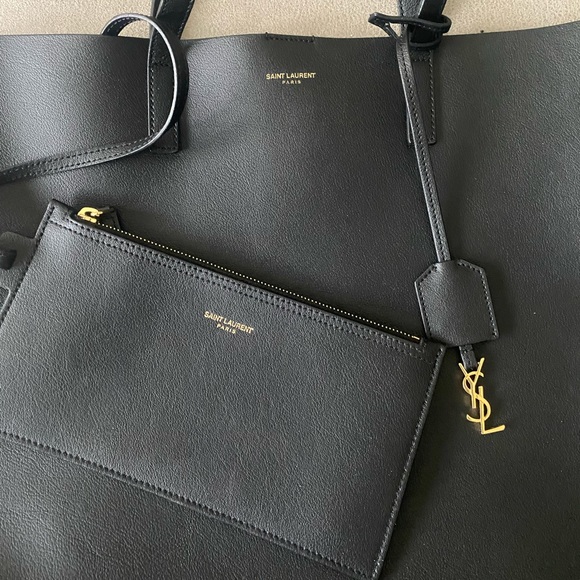 ** BRAND NEW CONDITION** Saint Laurent Black Leather North-South Shoulder Tote - Picture 9 of 12